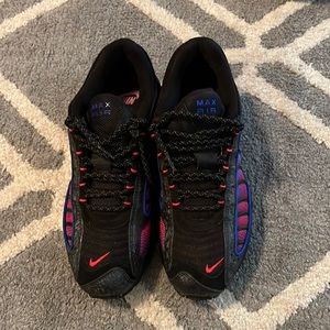 Nike Air Max Tailwind 4. Black, blue & pink. Size 8.5